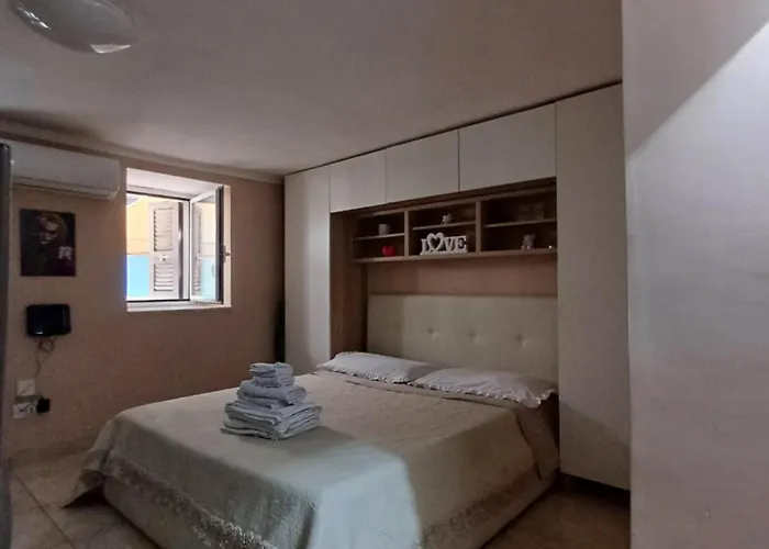 Masaniello'S House